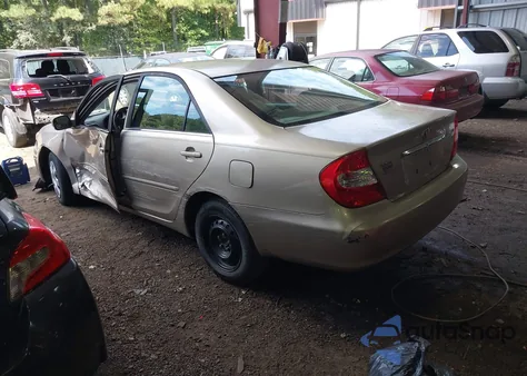 2002 Toyota Camry Le from USA, damaged, VIN 4T1BE32K82U559233